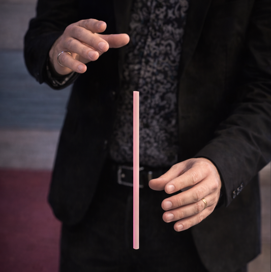 Invisible – La Magia que Cobra Vida en tus Manos